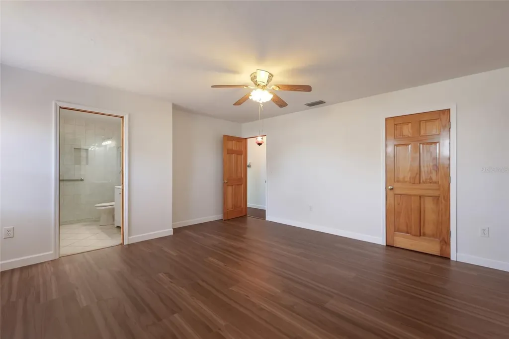 6703 9th Avenue NW Bradenton FL 34209