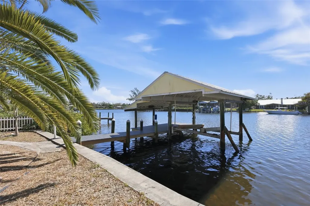 6703 9th Avenue NW Bradenton FL 34209