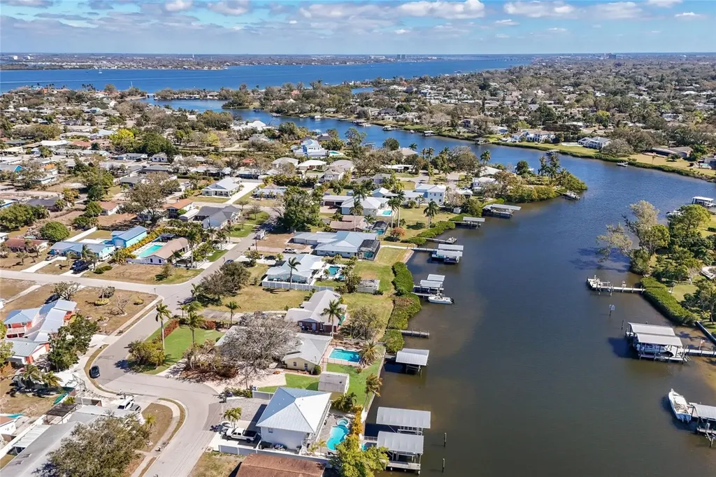 6703 9th Avenue NW Bradenton FL 34209