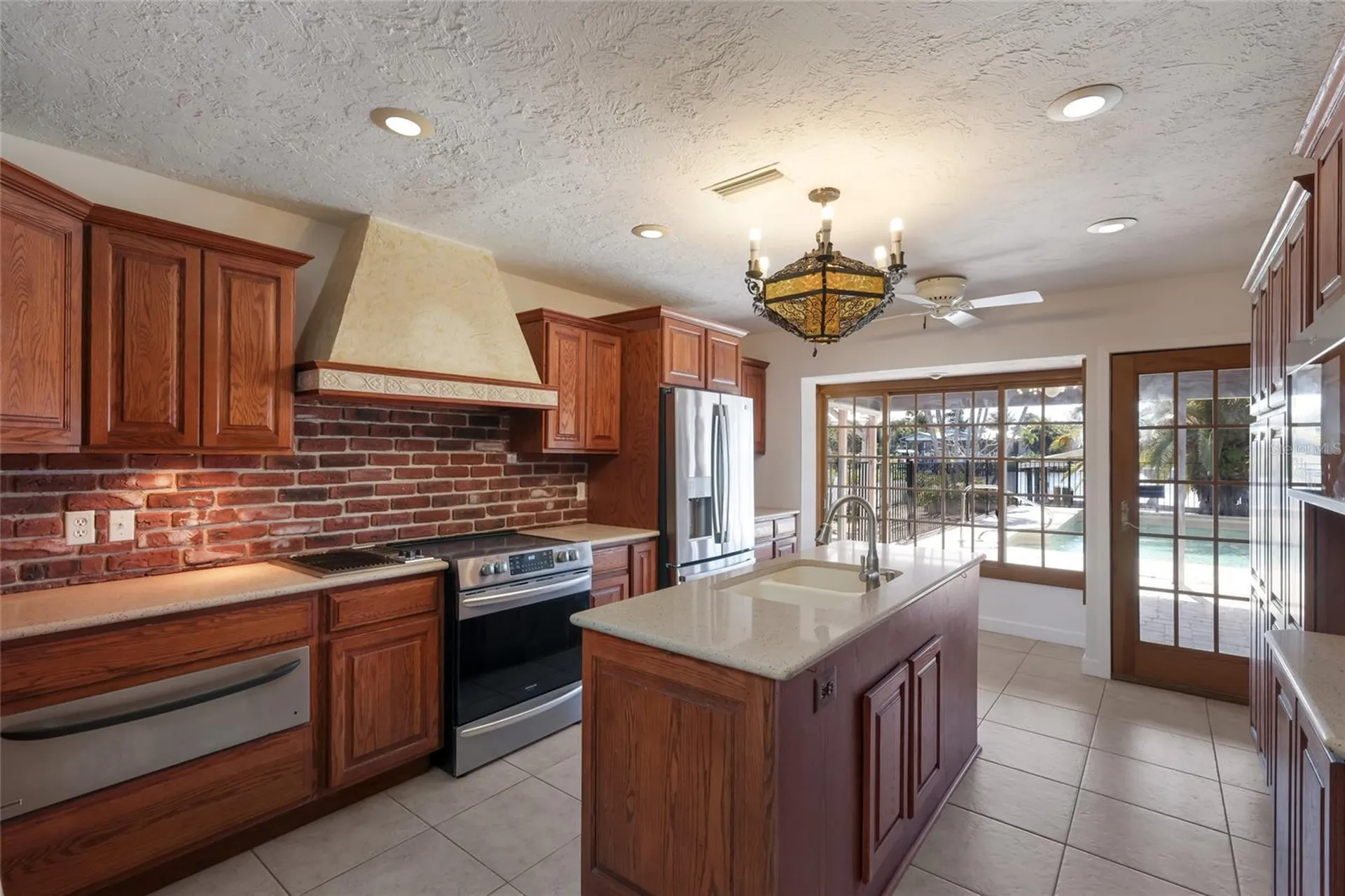 6703 9th Avenue NW Bradenton FL 34209