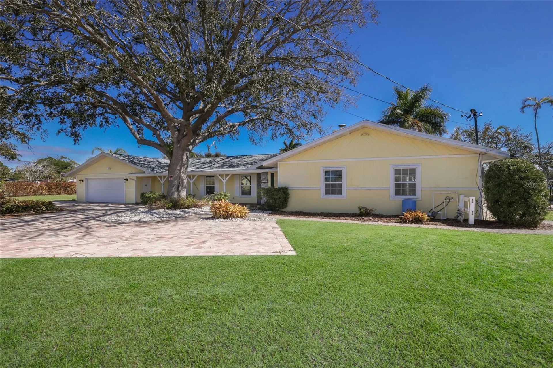 6703 9th Avenue NW Bradenton FL 34209