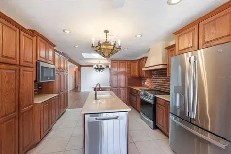 6703 9th Avenue NW Bradenton FL 34209