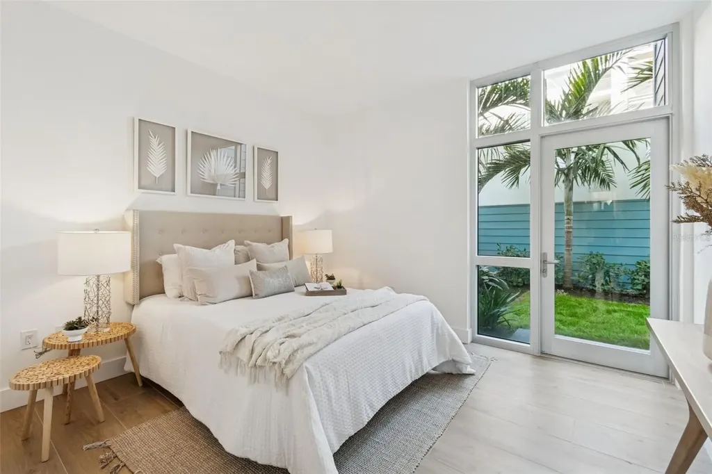 1343 4th Street Sarasota FL 34236