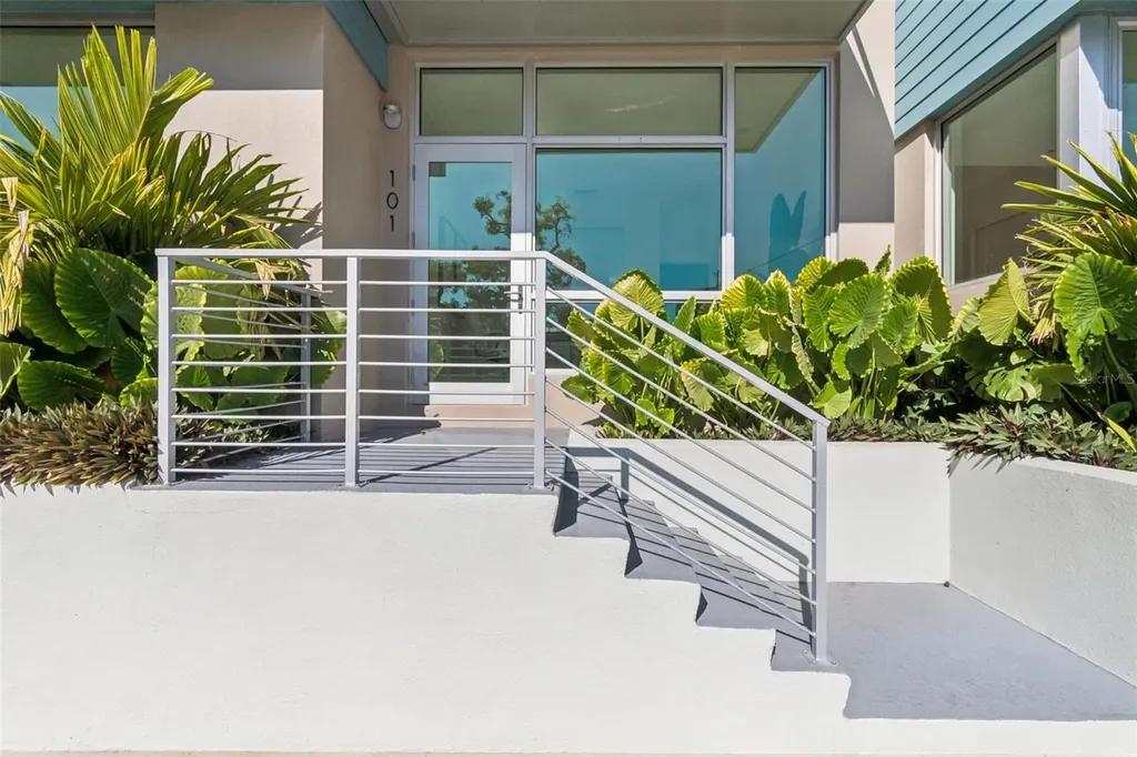 1343 4th Street Sarasota FL 34236
