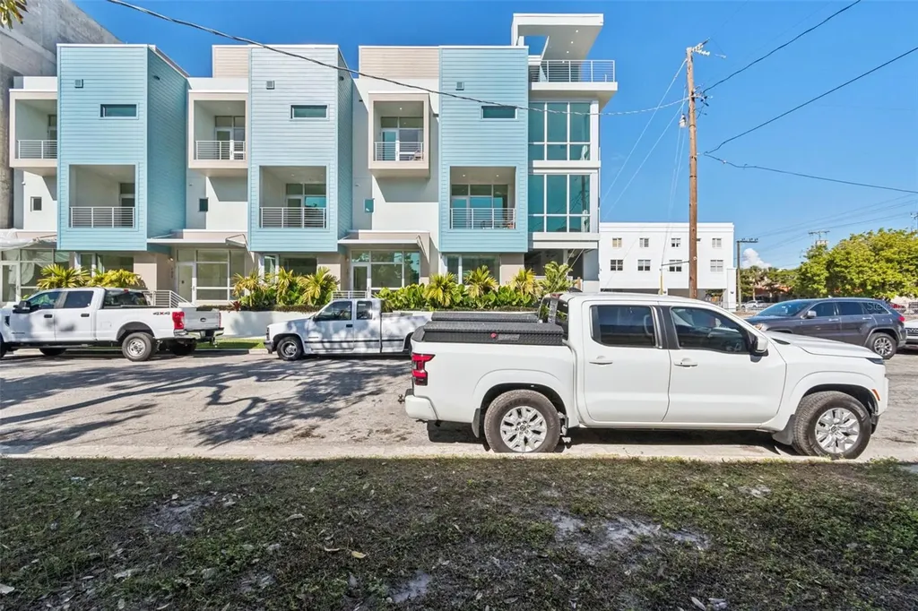 1343 4th Street Sarasota FL 34236