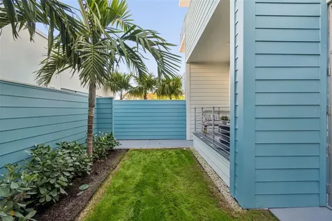 1343 4th Street Sarasota FL 34236