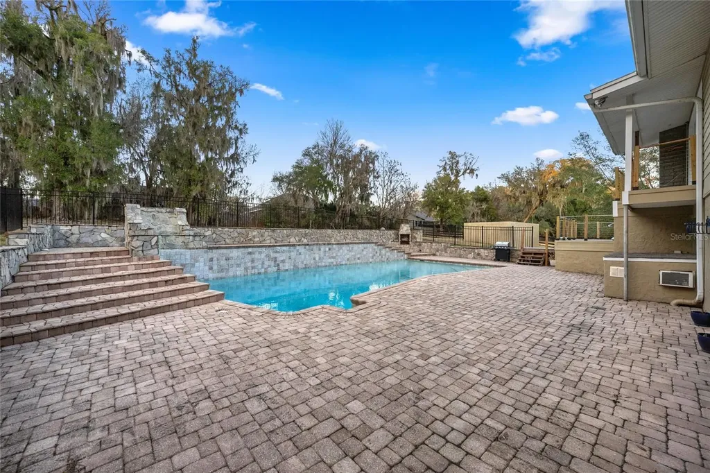 2401 SE 26th Street Ocala FL 34471