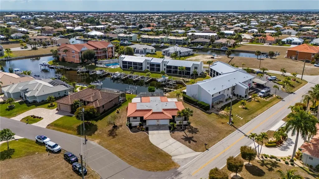 711 Via Tripoli Punta Gorda FL 33950