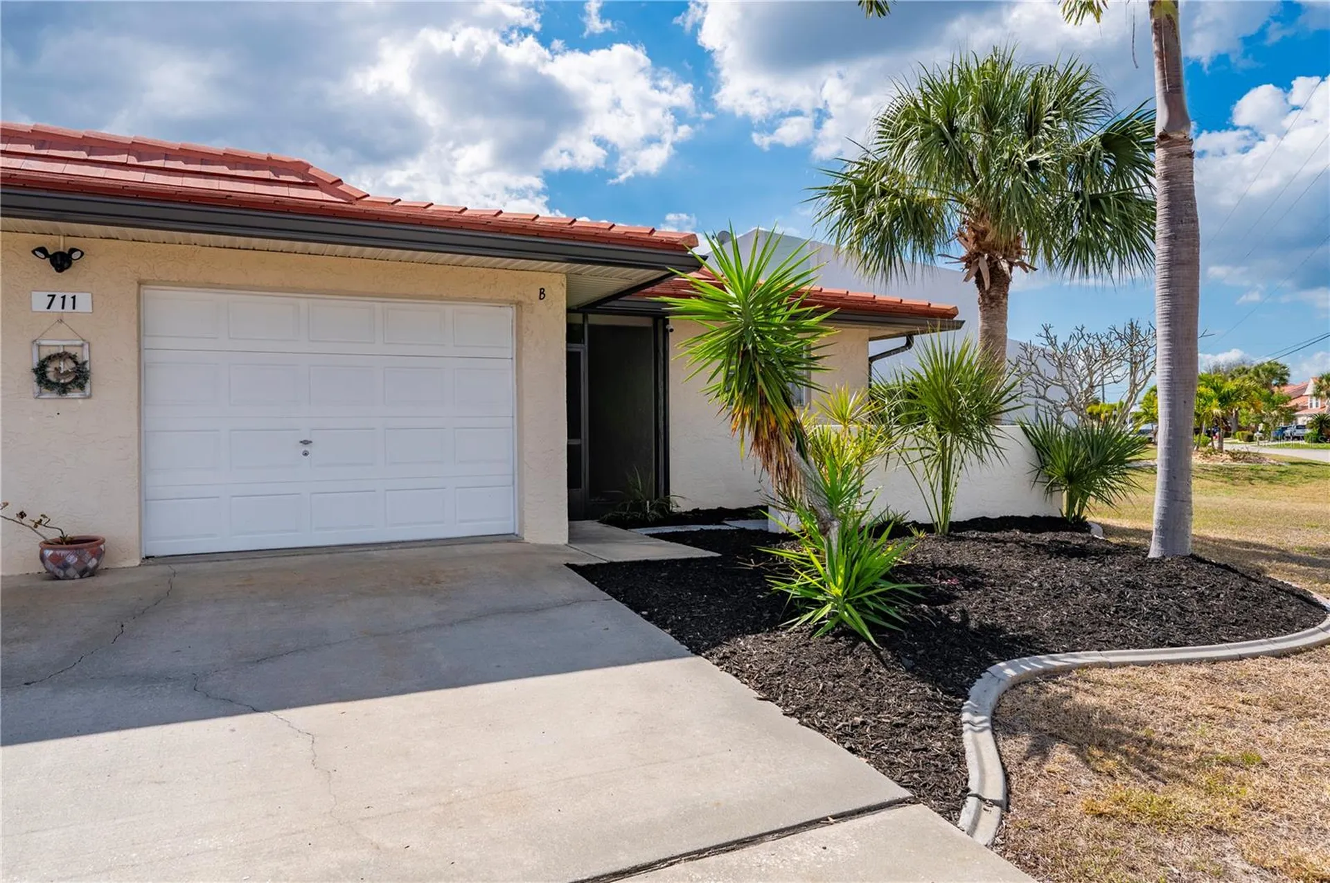 711 Via Tripoli Punta Gorda FL 33950