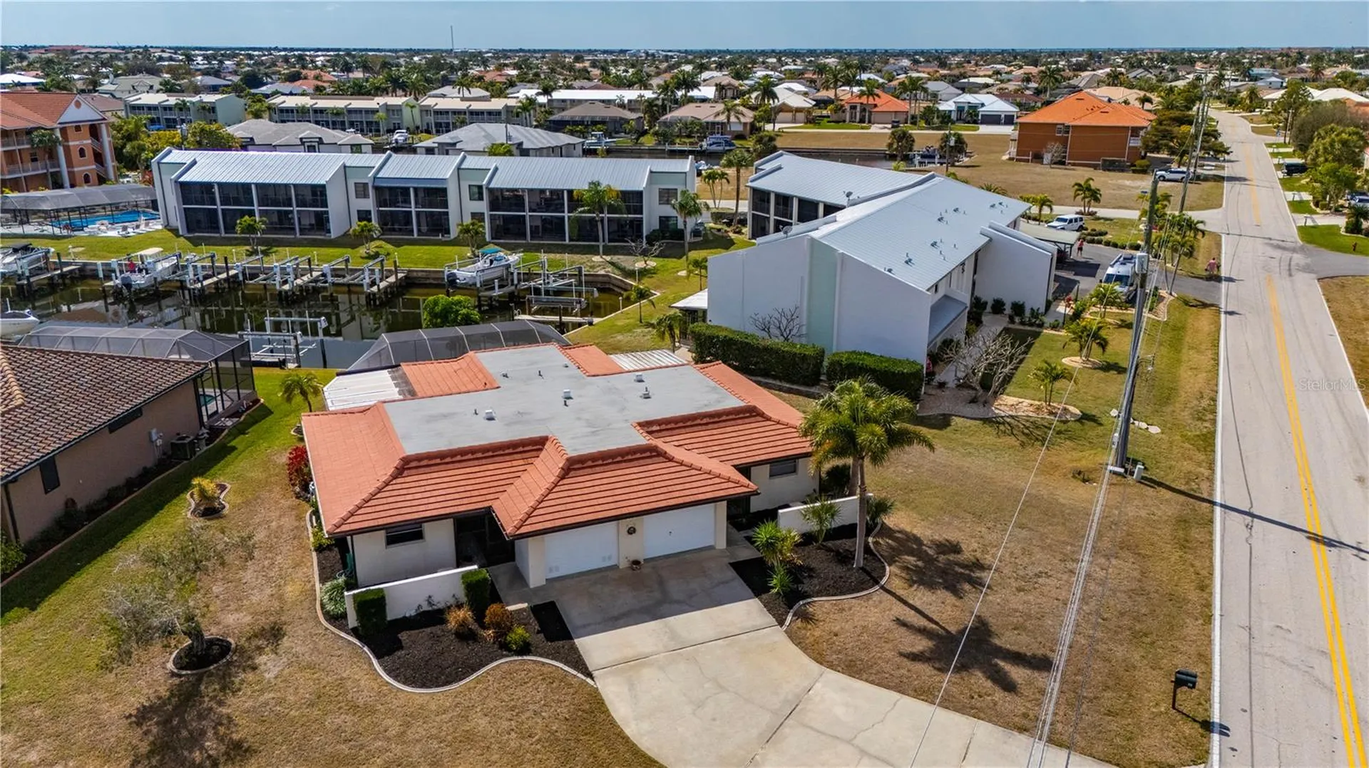 711 Via Tripoli Punta Gorda FL 33950