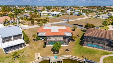 711 Via Tripoli Punta Gorda FL 33950