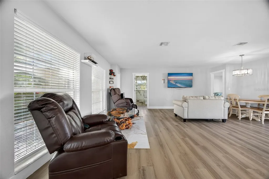 523 Via Cintia Punta Gorda FL 33950