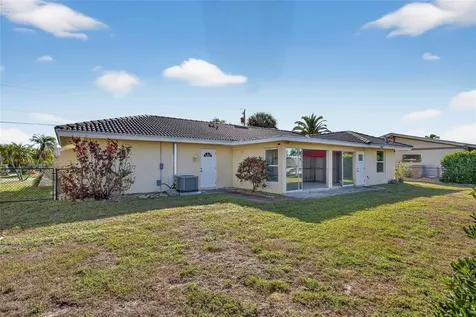 523 Via Cintia Punta Gorda FL 33950