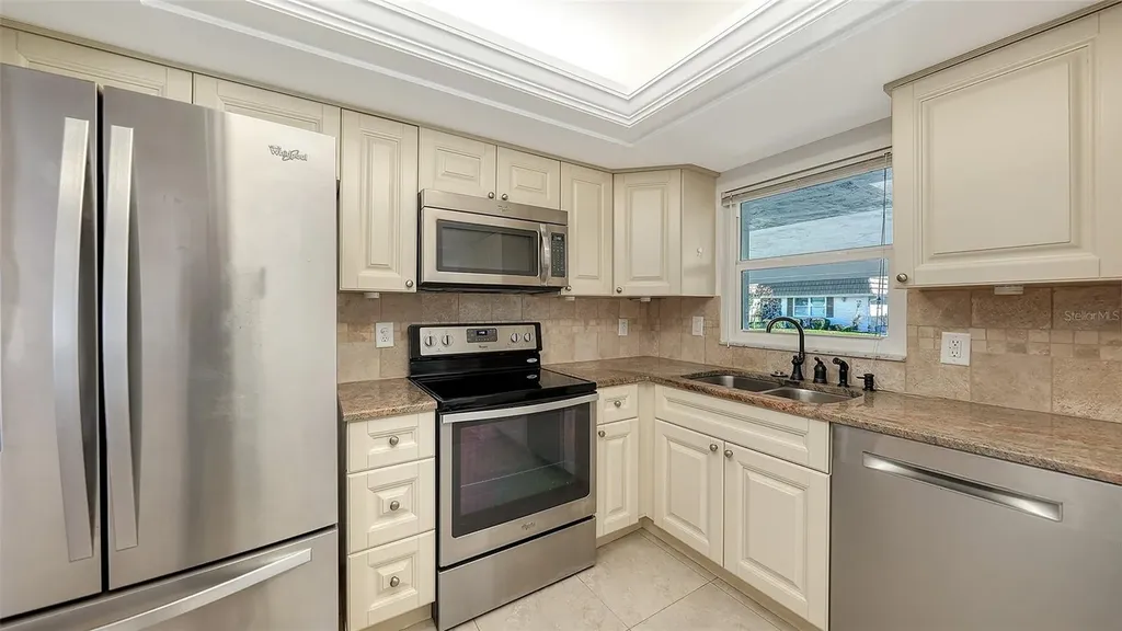 2603 Riverbluff Parkway Sarasota FL 34231