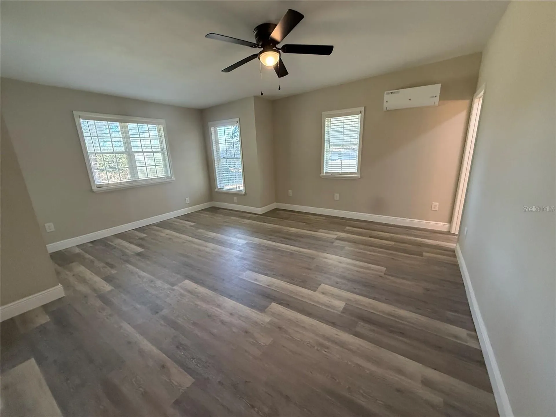 1762 SE 164th Circle Ocklawaha FL 32179