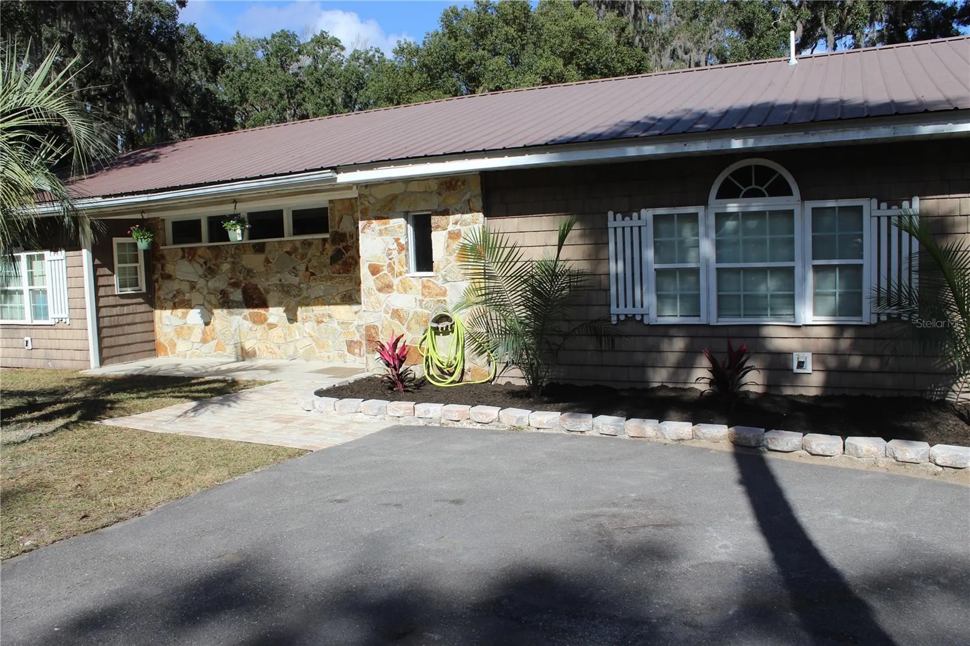 1762 SE 164th Circle Ocklawaha FL 32179