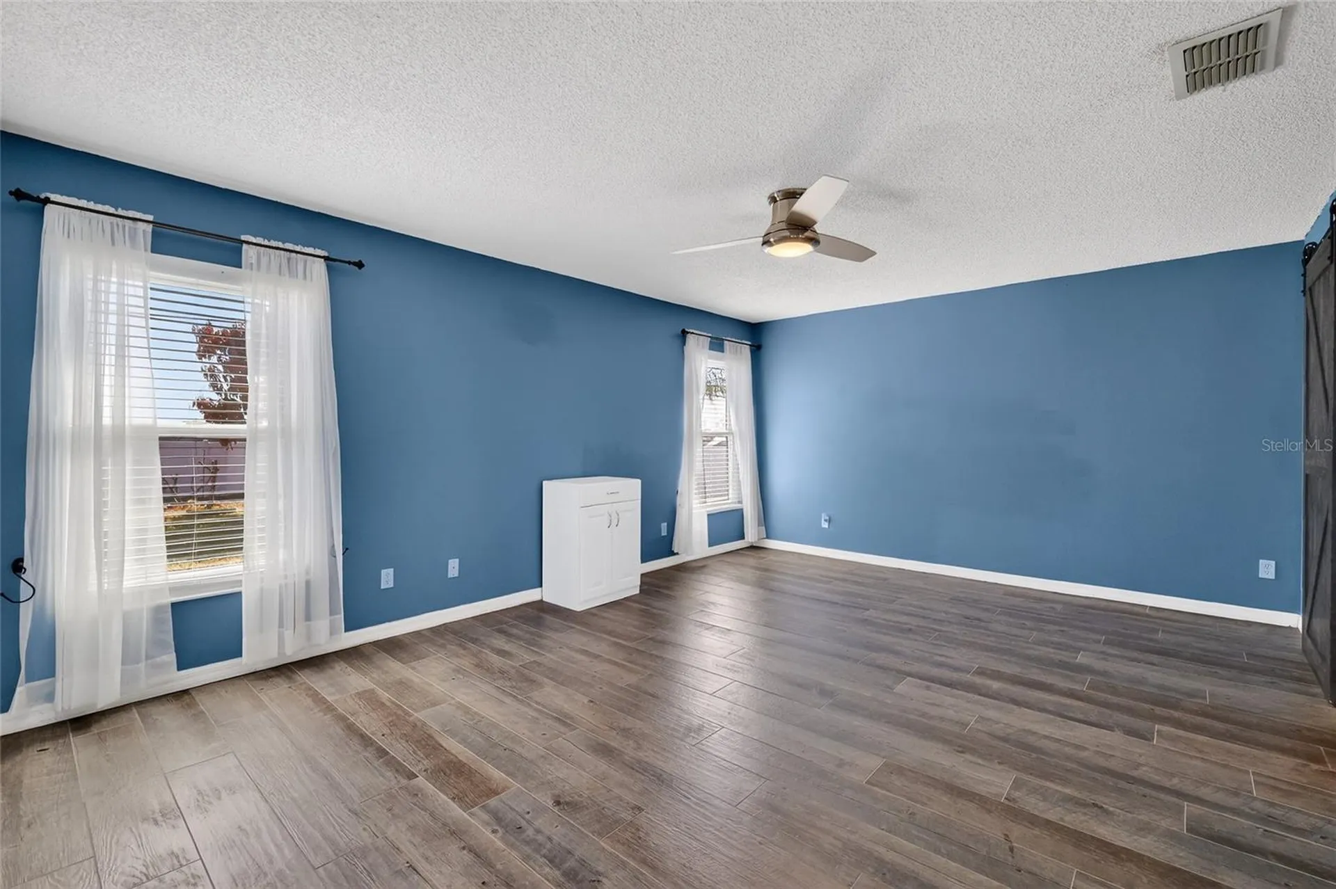 2212 Lake Pointe Circle Leesburg FL 34748