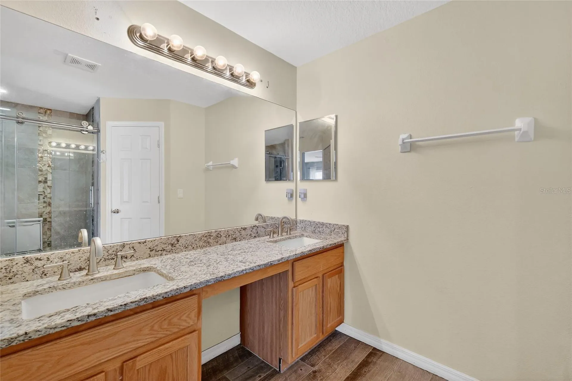 2212 Lake Pointe Circle Leesburg FL 34748
