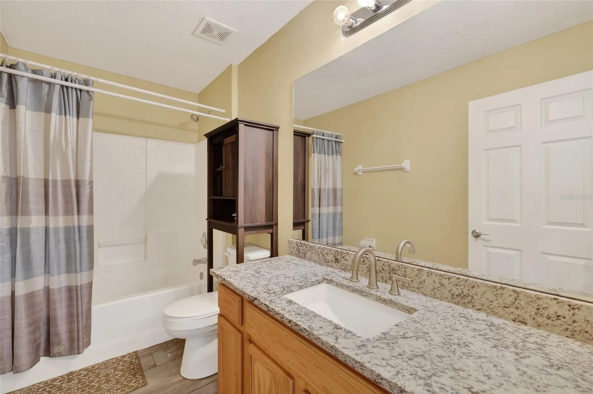 2212 Lake Pointe Circle Leesburg FL 34748