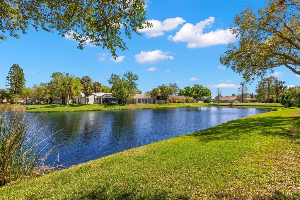 523 Padua Circle NE St Petersburg FL 33703