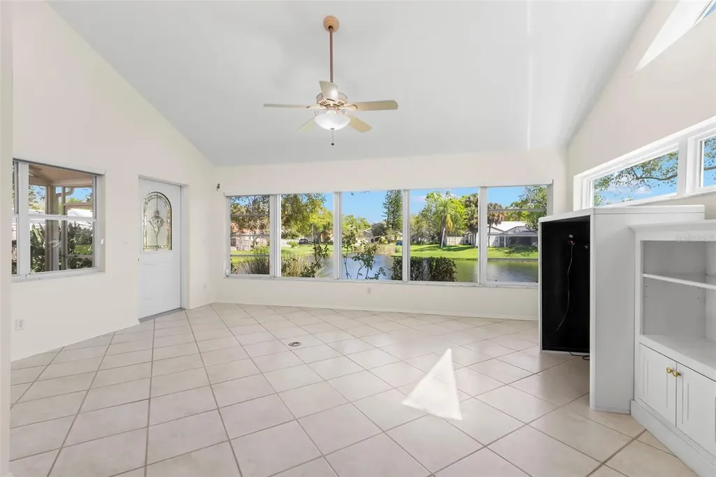 523 Padua Circle NE St Petersburg FL 33703