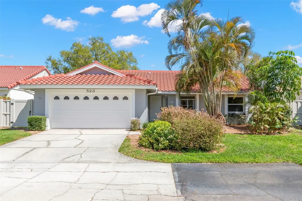 523 Padua Circle NE St Petersburg FL 33703