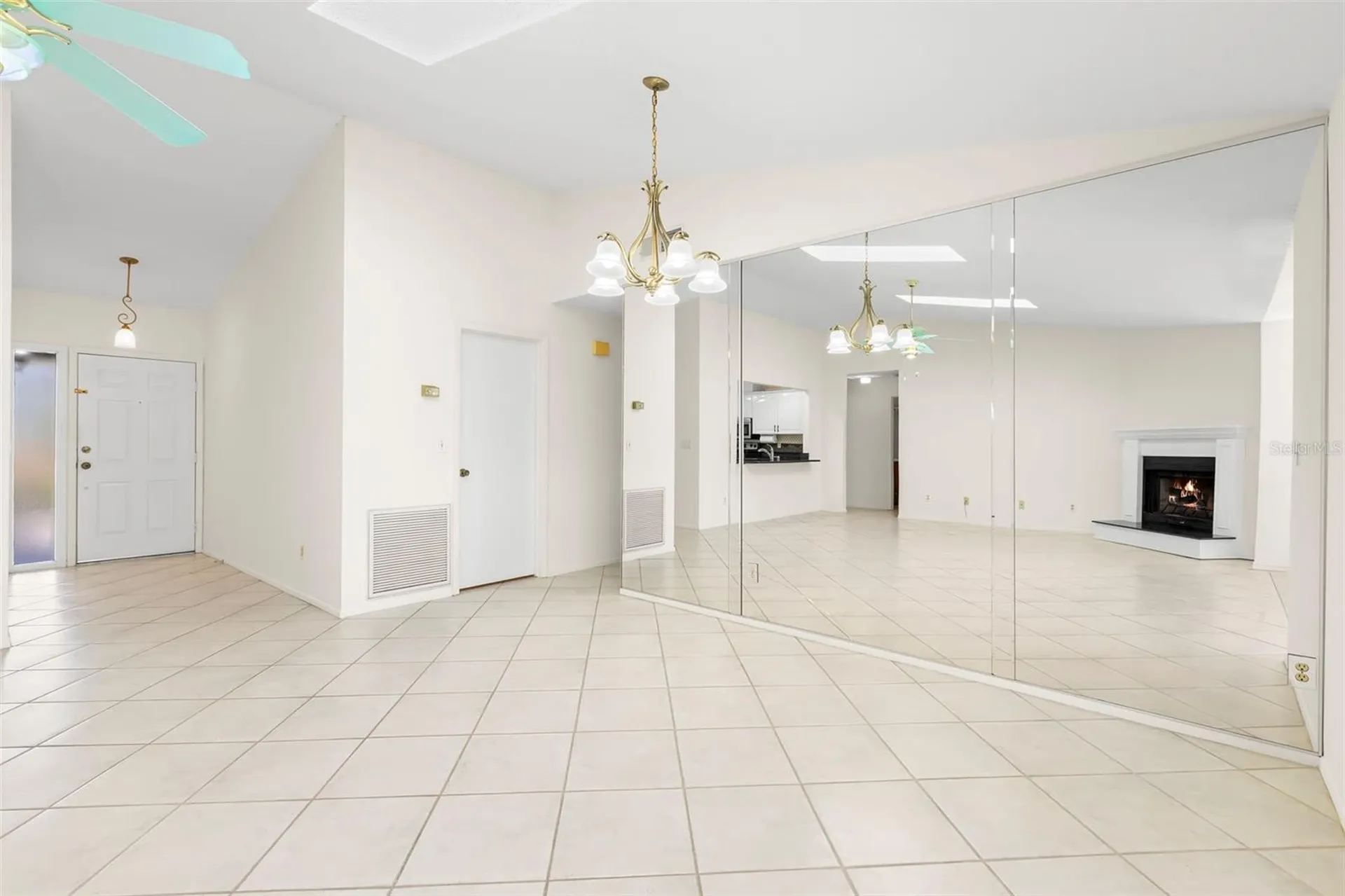 523 Padua Circle NE St Petersburg FL 33703
