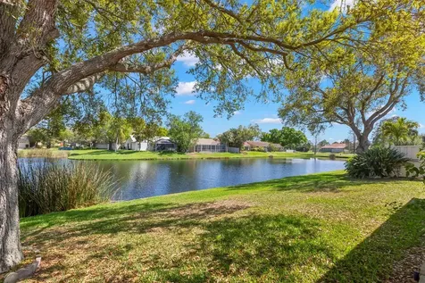 523 Padua Circle NE St Petersburg FL 33703