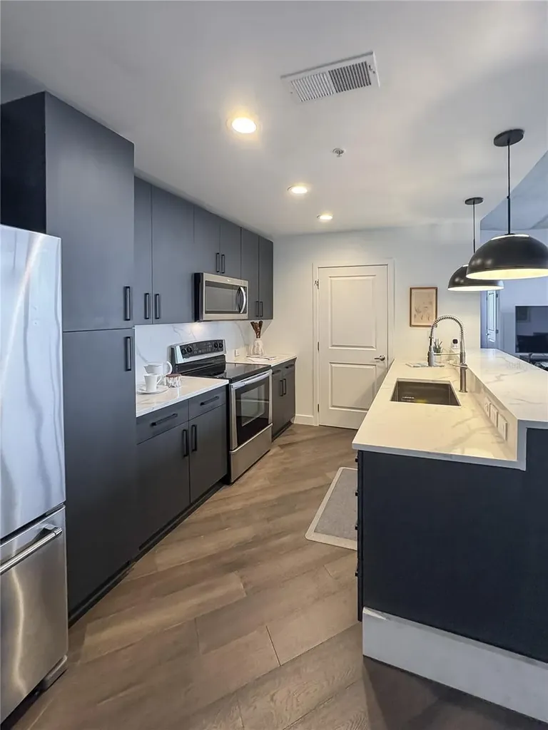 155 S Court Avenue Orlando FL 32801