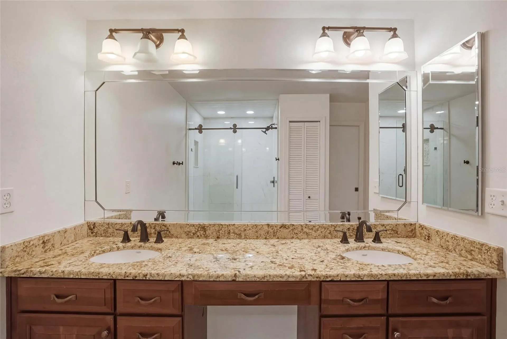 4203 Hartwood Lane Tampa FL 33618