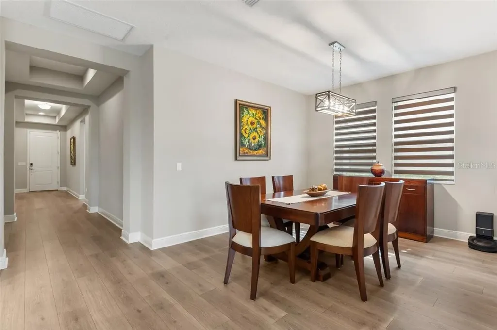 2024 Woodleaf Hammock Court Bradenton FL 34211
