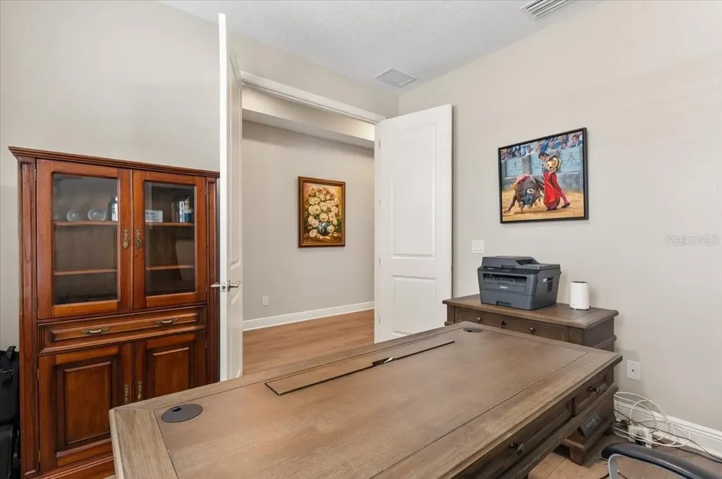 2024 Woodleaf Hammock Court Bradenton FL 34211