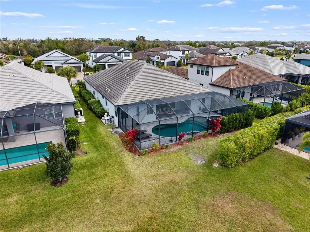 2024 Woodleaf Hammock Court Bradenton FL 34211
