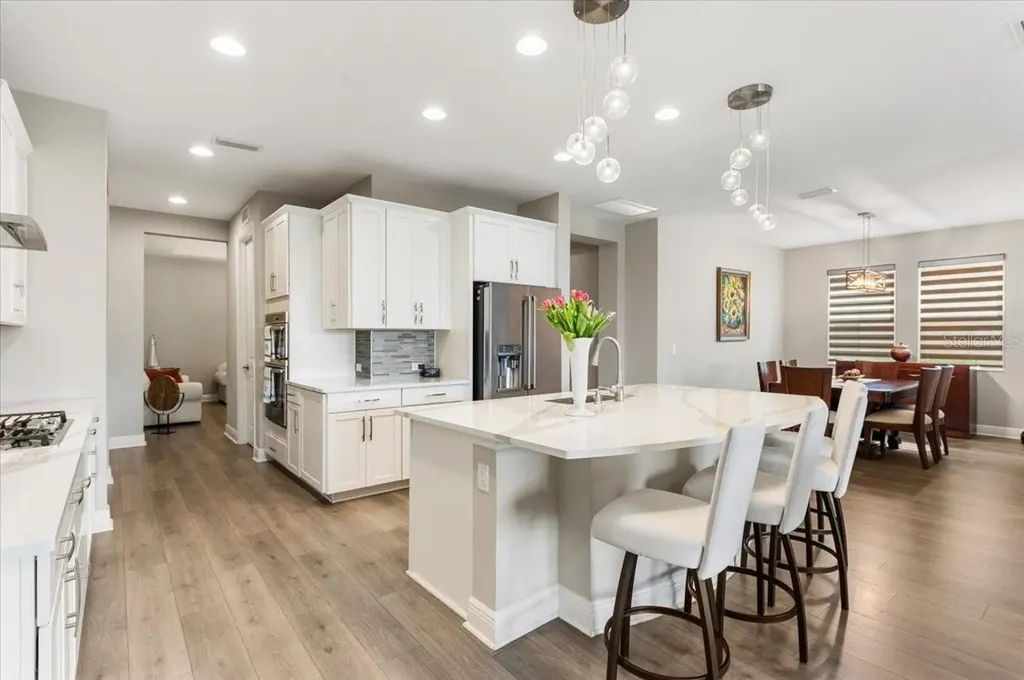 2024 Woodleaf Hammock Court Bradenton FL 34211