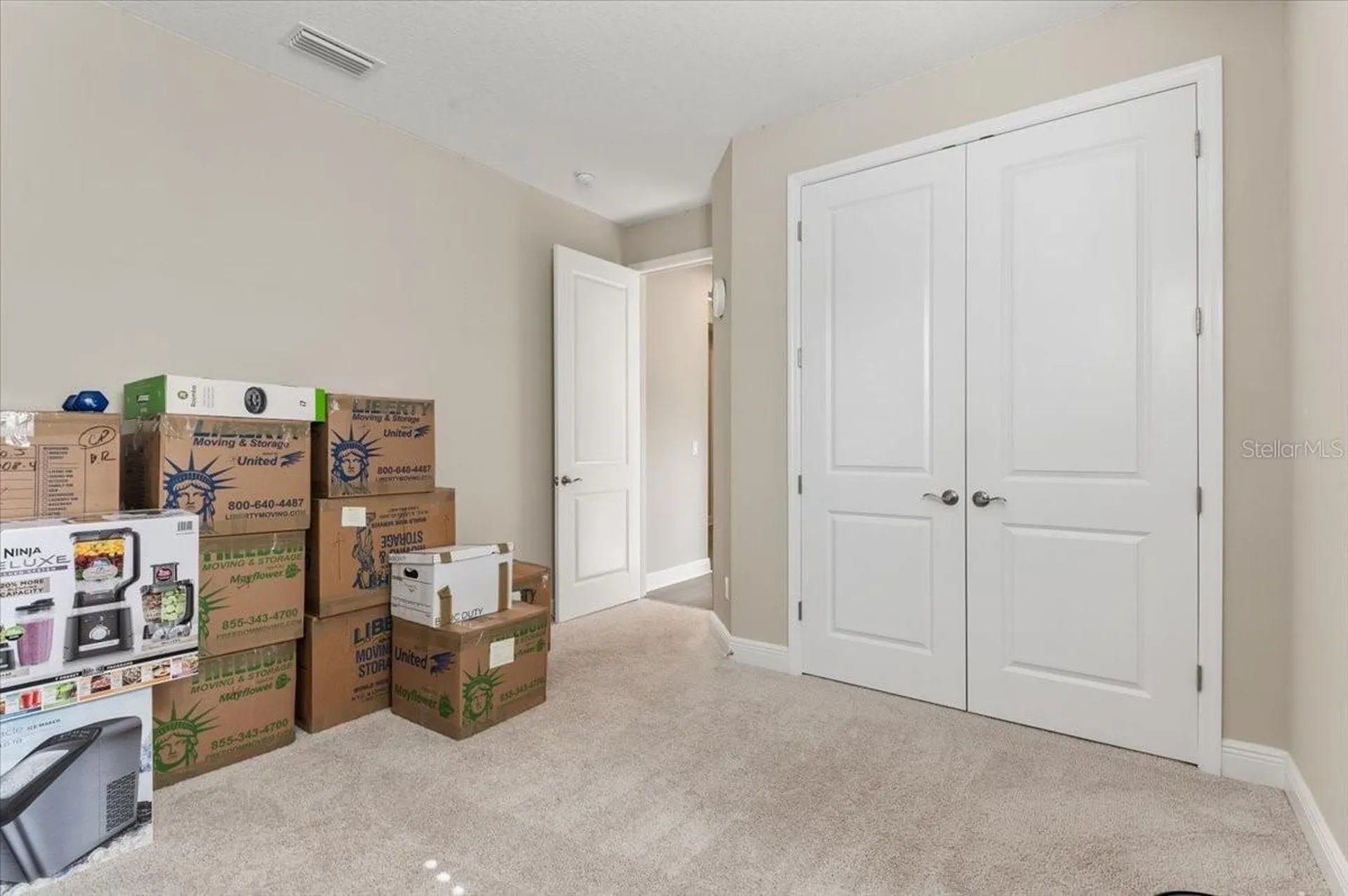 2024 Woodleaf Hammock Court Bradenton FL 34211