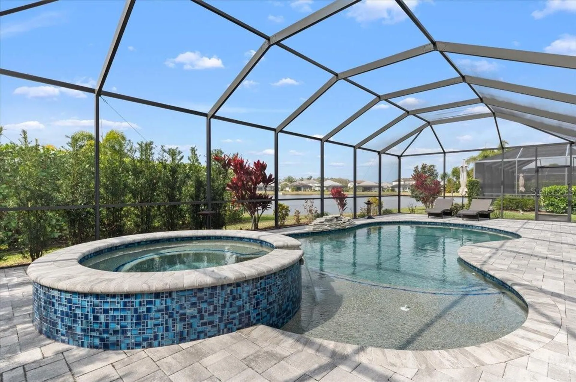 2024 Woodleaf Hammock Court Bradenton FL 34211