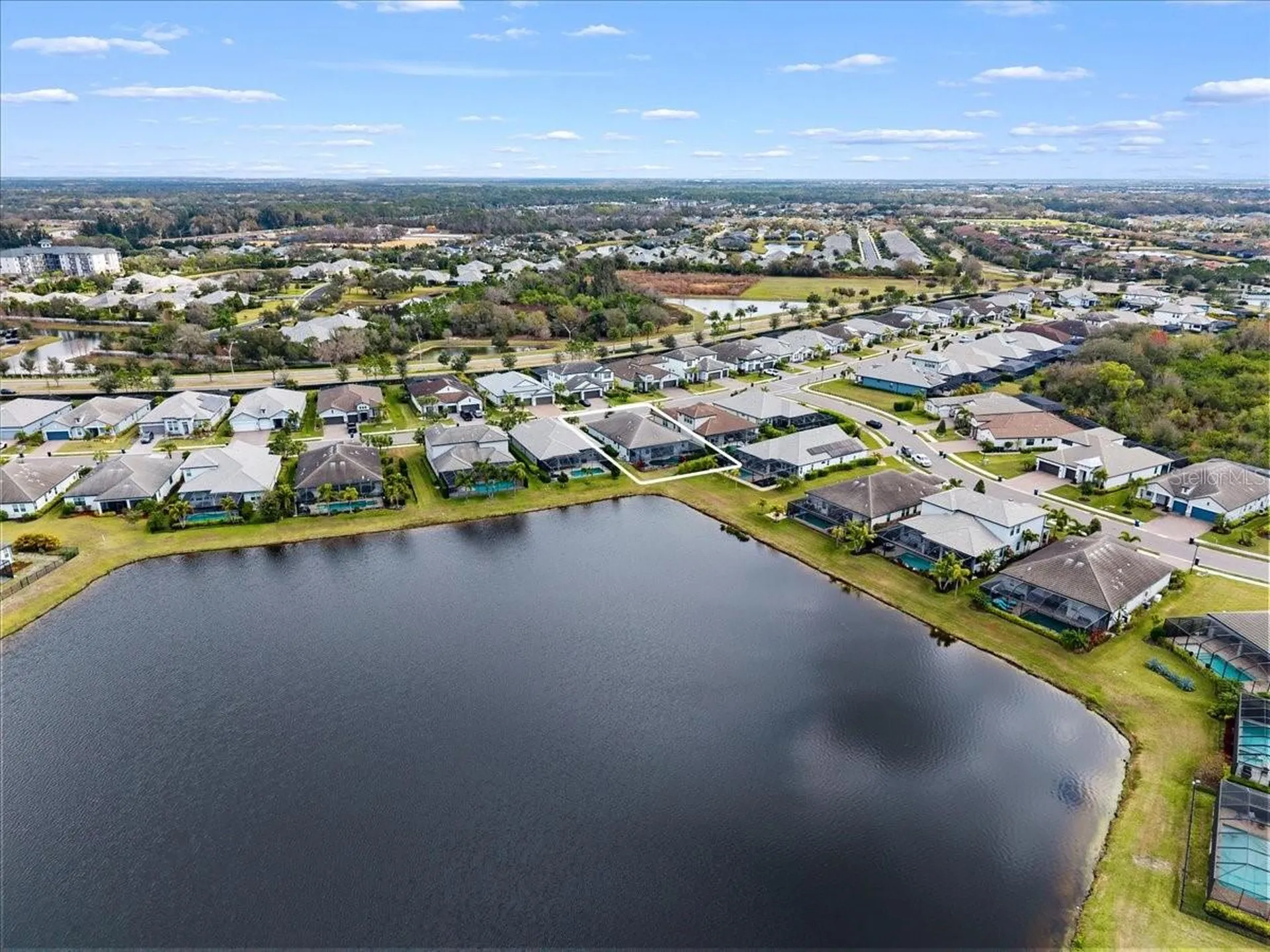 2024 Woodleaf Hammock Court Bradenton FL 34211