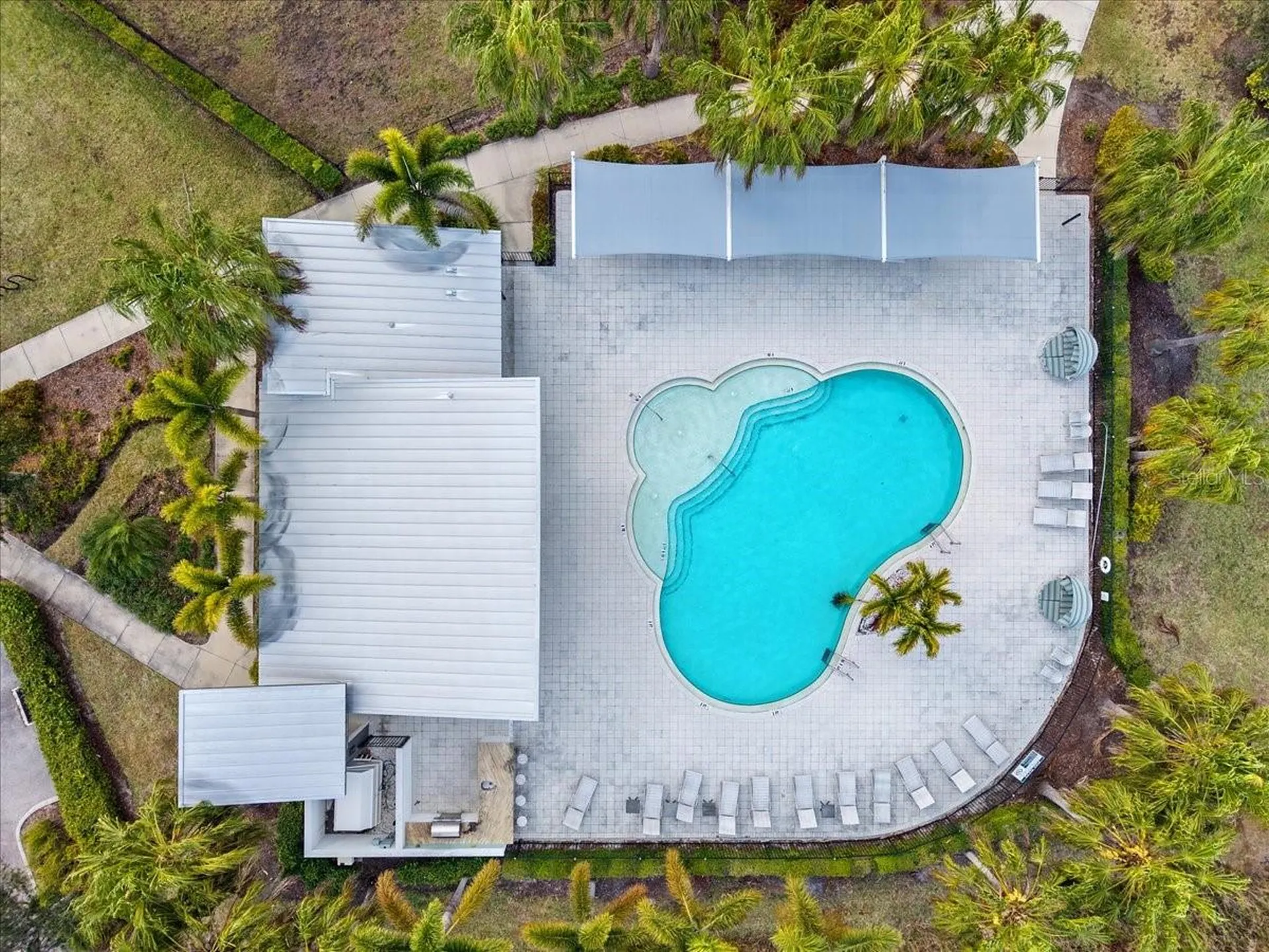 2024 Woodleaf Hammock Court Bradenton FL 34211