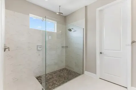 2024 Woodleaf Hammock Court Bradenton FL 34211