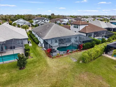 2024 Woodleaf Hammock Court Bradenton FL 34211