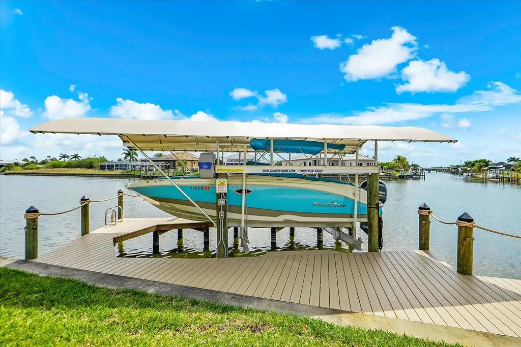 15380 Alsask Circle Port Charlotte FL 33981
