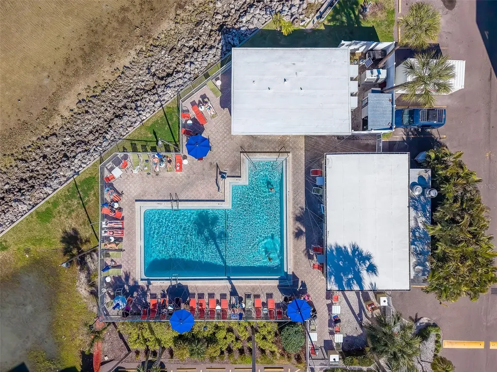2506 N Rocky Point Drive Tampa FL 33607