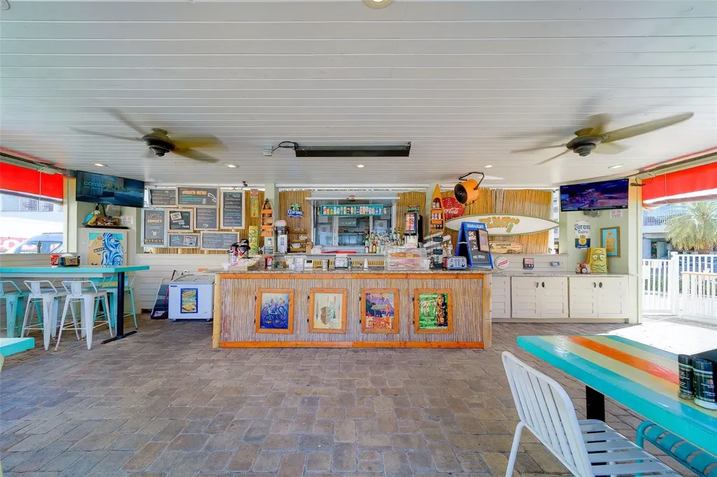 2506 N Rocky Point Drive Tampa FL 33607