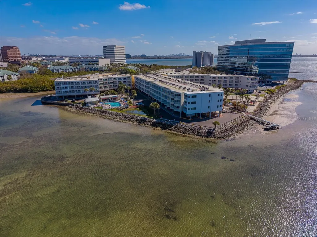 2506 N Rocky Point Drive Tampa FL 33607