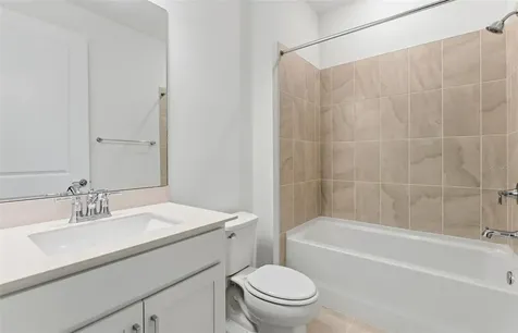 9939 Johnson Oaks Glen Parrish FL 34219