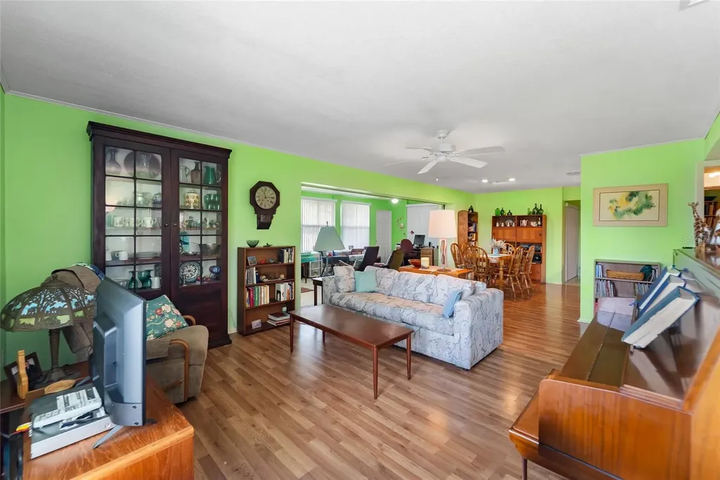 6712 11th Avenue W Bradenton FL 34209