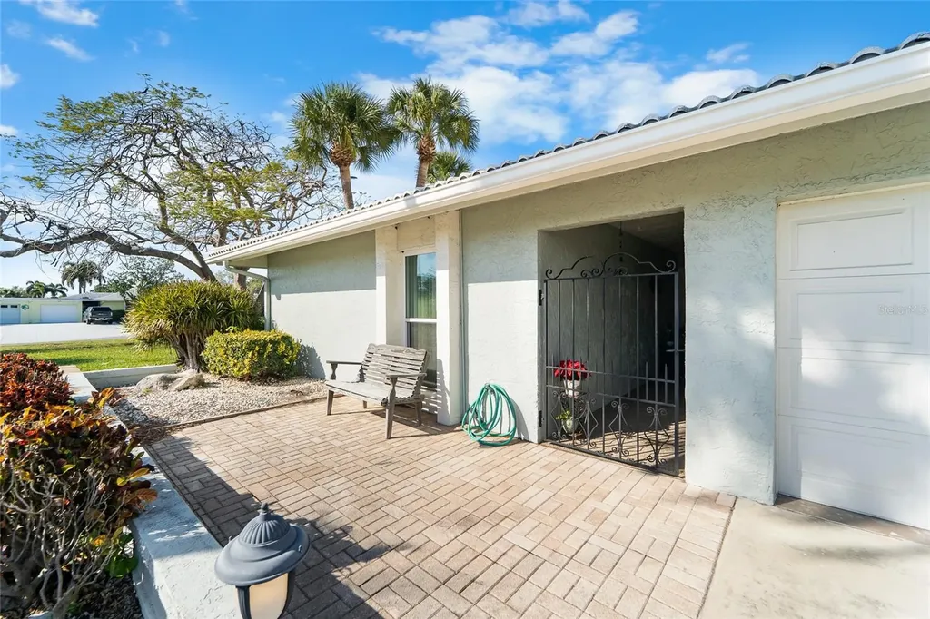 6712 11th Avenue W Bradenton FL 34209