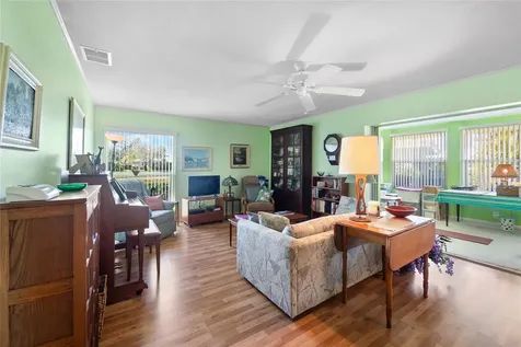 6712 11th Avenue W Bradenton FL 34209