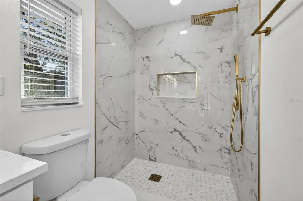 1598 Brookside Boulevard Largo FL 33770