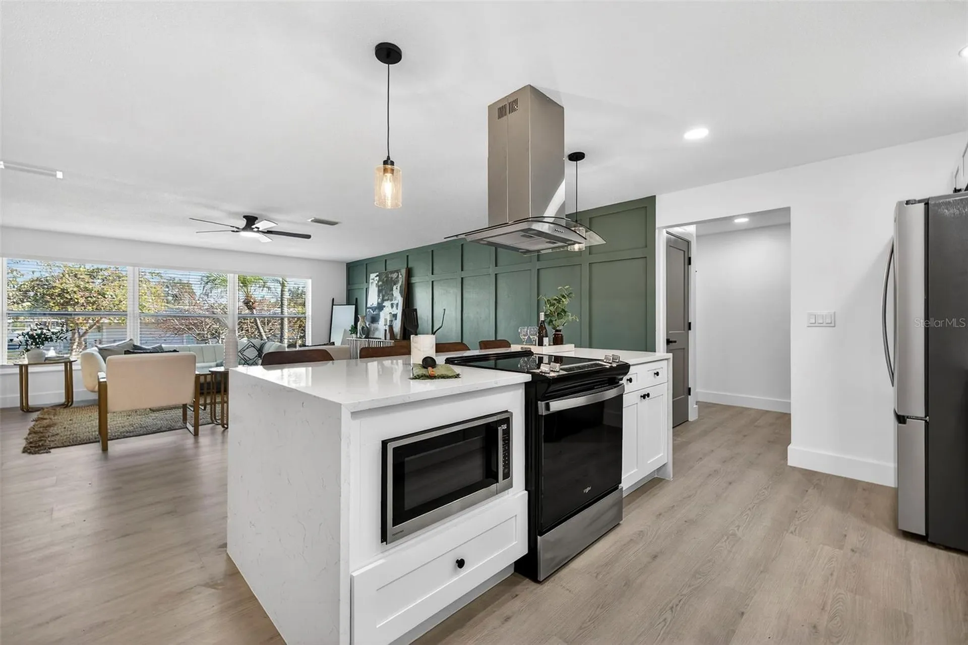 1598 Brookside Boulevard Largo FL 33770